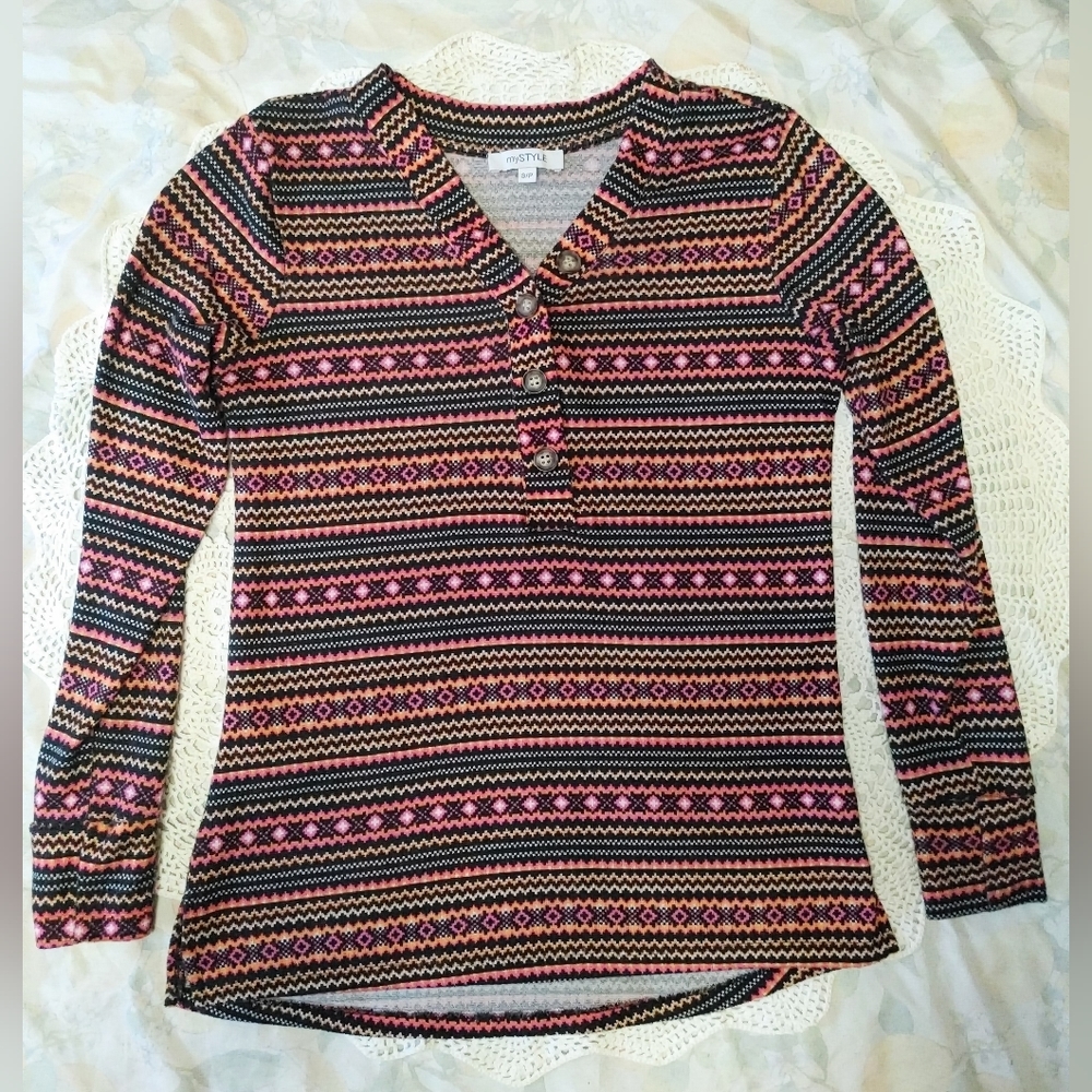 MYSTYLE Quarter Button Fair Isle Long Sleeve V-Neck Size Small